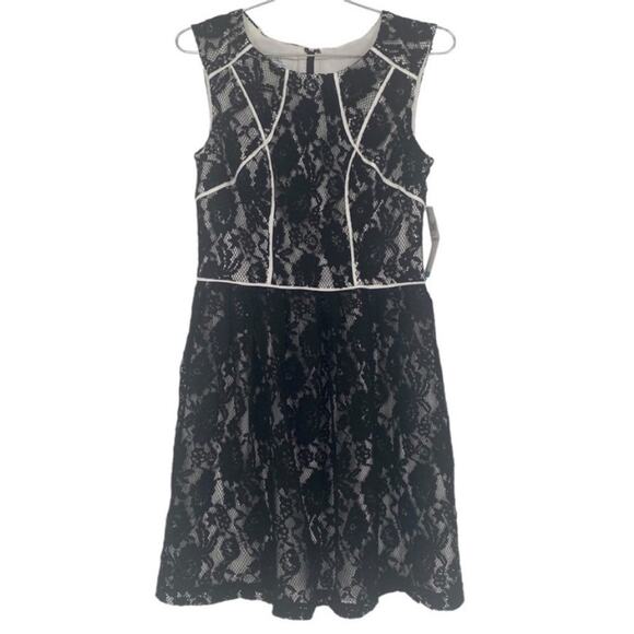 Ivy & Blu Maggy Boutique Sleeveless Black and White Lace Dress - Picture 2 of 7